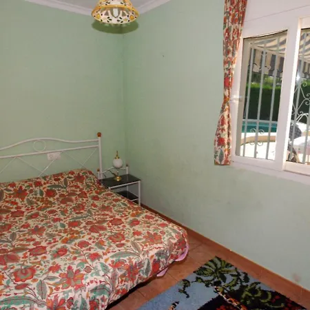 Denia, 3 Dormitorios, 6 Personas - Es-262-47 Dénia