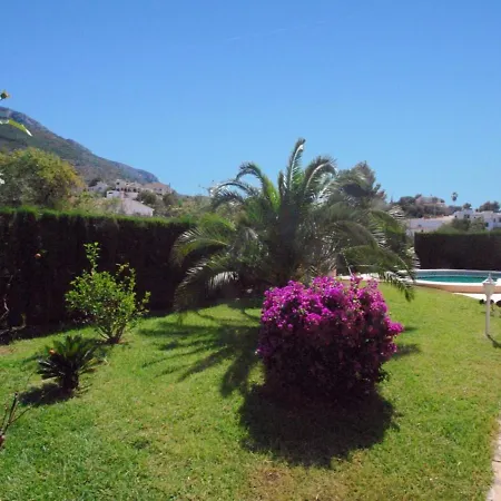 Denia, 3 Dormitorios, 6 Personas - Es-262-47 Villa *